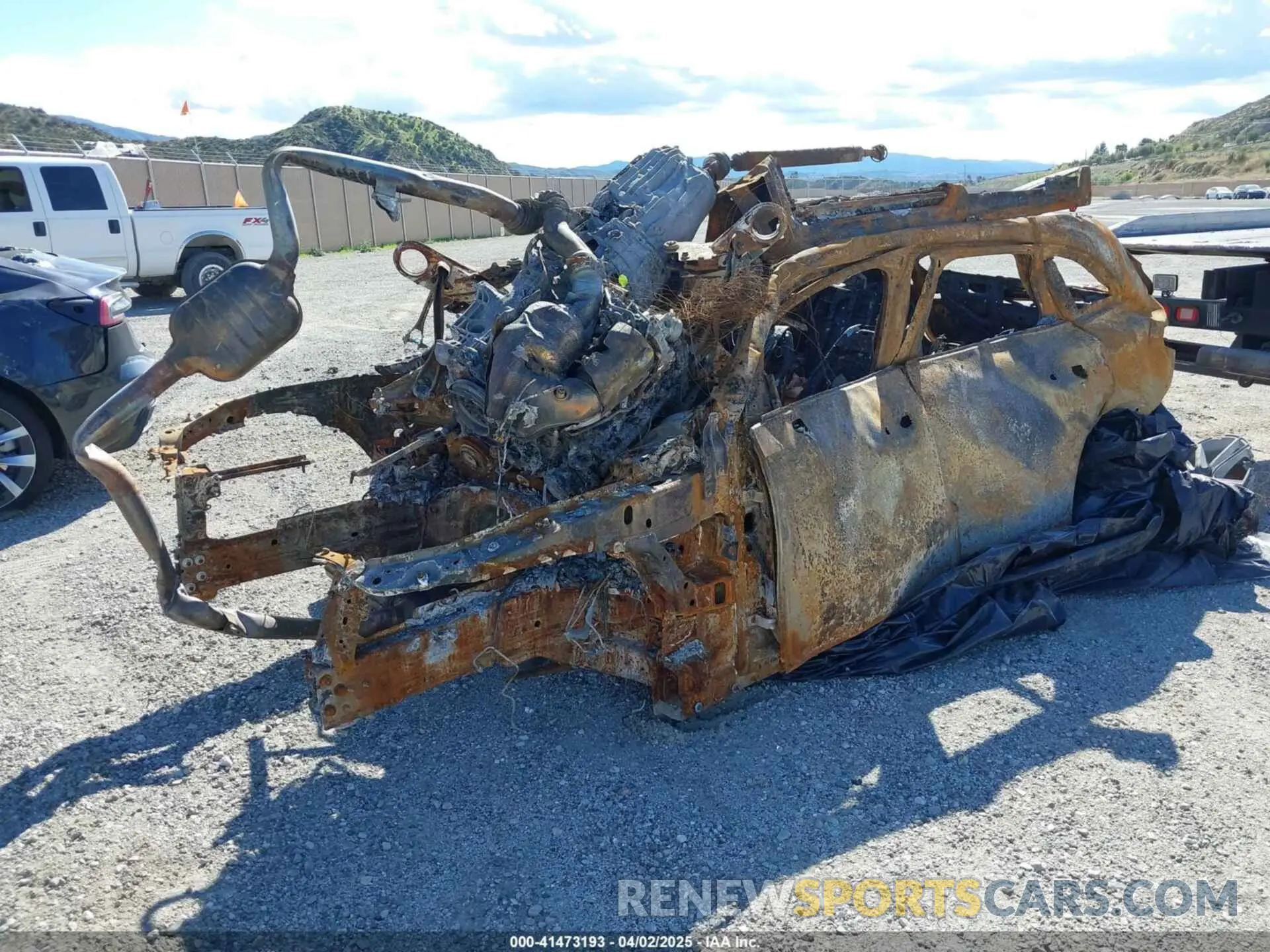 2 Photograph of a damaged car W1NKM4GB5SF241959 MERCEDES-BENZ GLC 300 2025