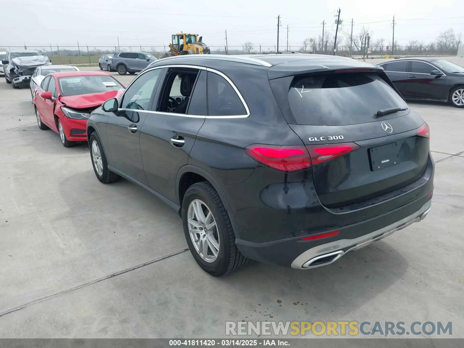 3 Photograph of a damaged car W1NKM4GB6SF238715 MERCEDES-BENZ GLC 300 2025