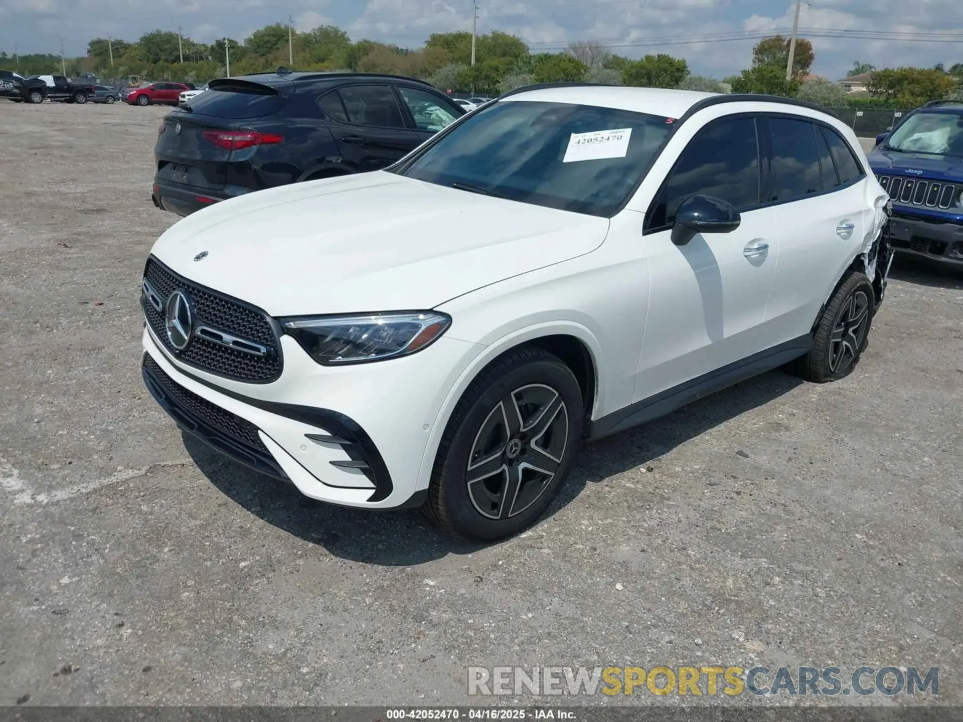 2 Photograph of a damaged car W1NKM4HBXSF257900 MERCEDES-BENZ GLC 300 2025