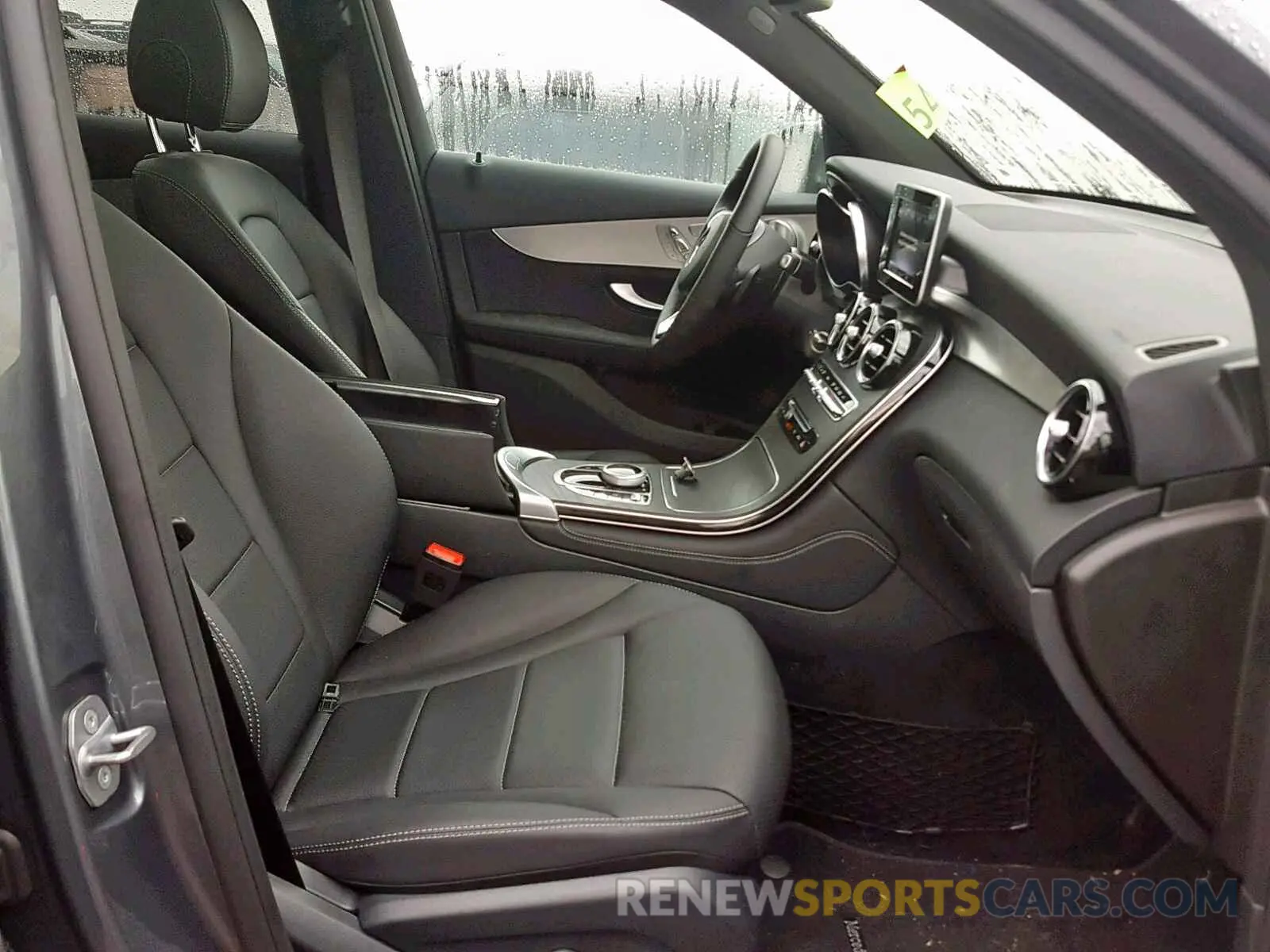 5 Photograph of a damaged car WDC0G4KB2KV137183 MERCEDES-BENZ GLC 300 4M 2019