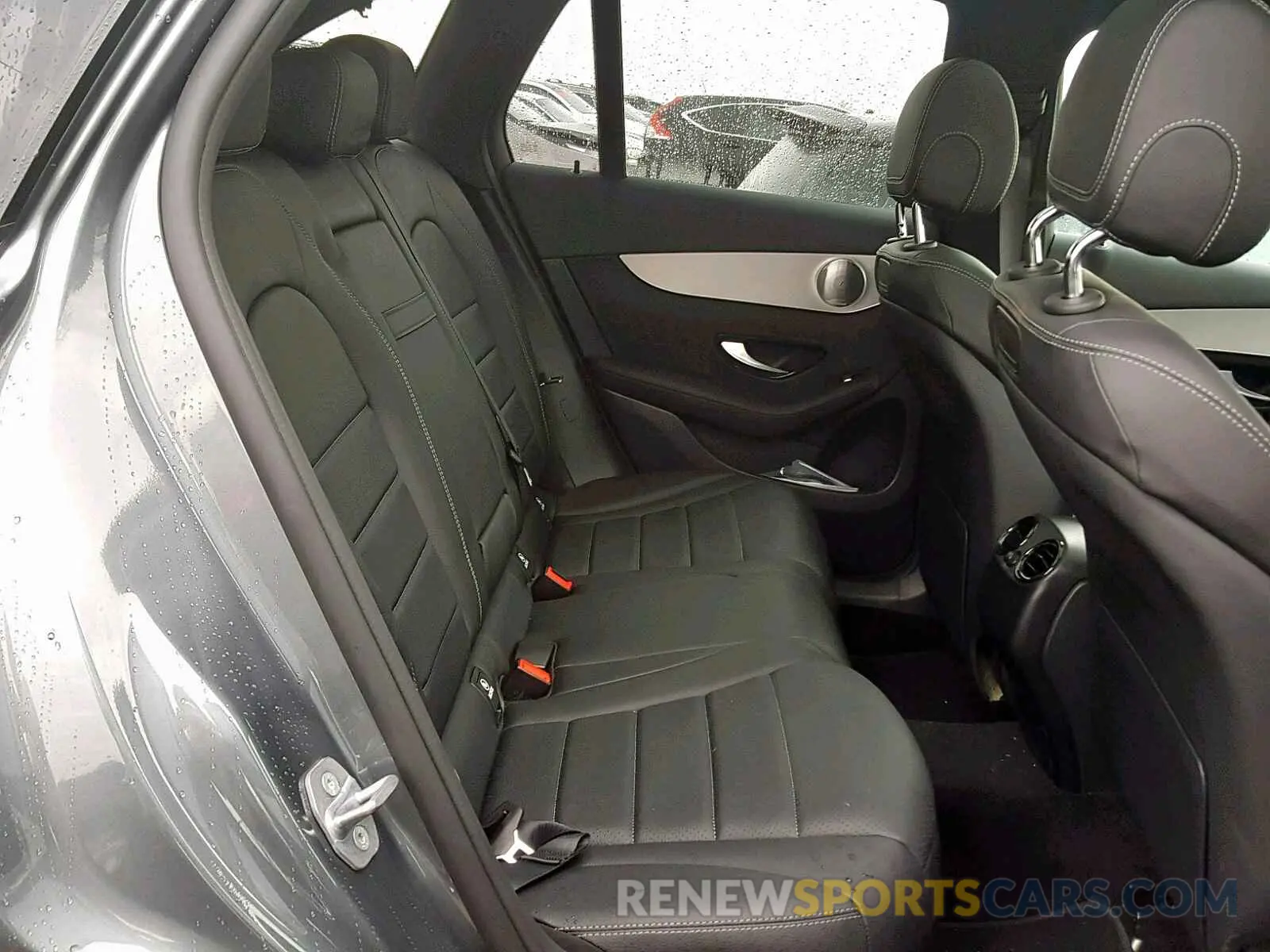 6 Photograph of a damaged car WDC0G4KB2KV137183 MERCEDES-BENZ GLC 300 4M 2019