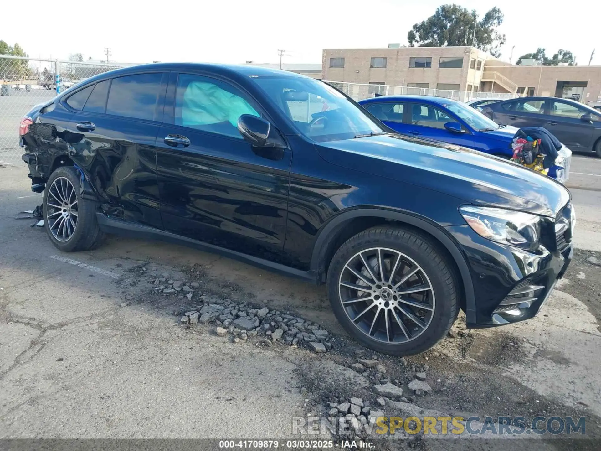 1 Photograph of a damaged car WDC0J4KB5KF600462 MERCEDES-BENZ GLC 300 COUPE 2019