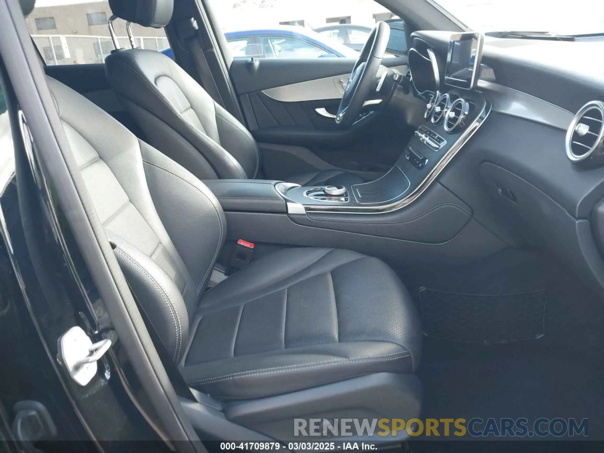 5 Photograph of a damaged car WDC0J4KB5KF600462 MERCEDES-BENZ GLC 300 COUPE 2019