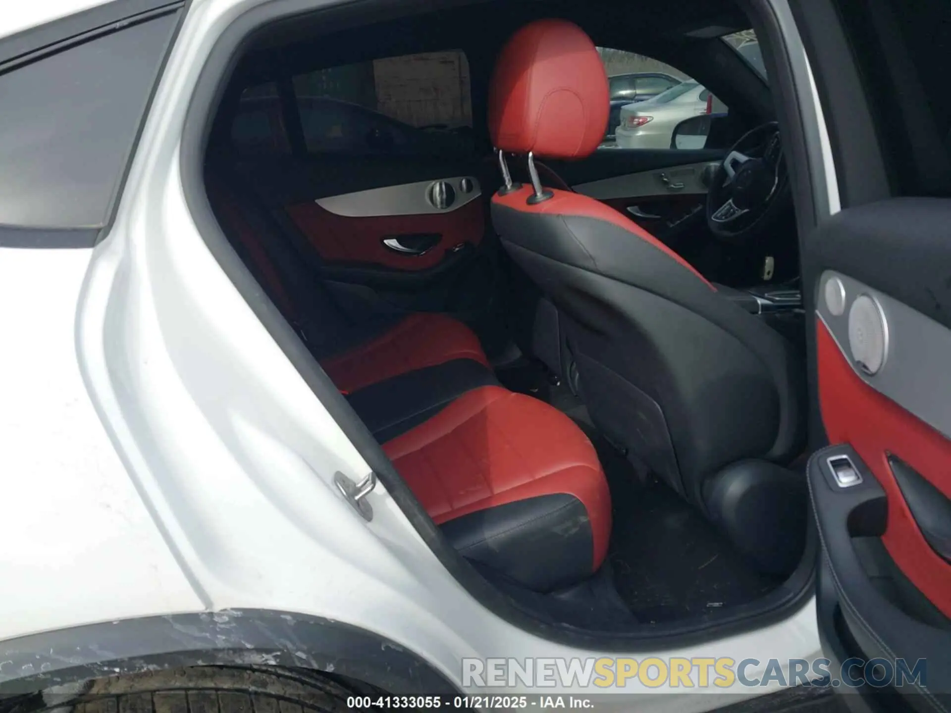 8 Photograph of a damaged car W1N0J8EB1LF858965 MERCEDES-BENZ GLC 300 COUPE 2020