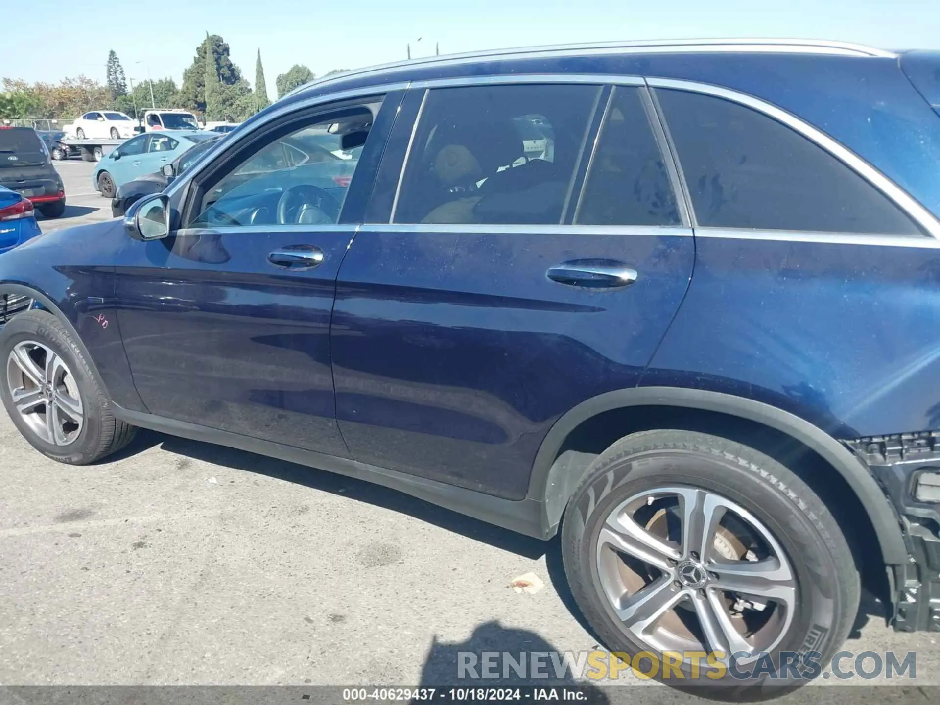 14 Photograph of a damaged car WDC0G5EB0KF593405 MERCEDES-BENZ GLC 350E 2019