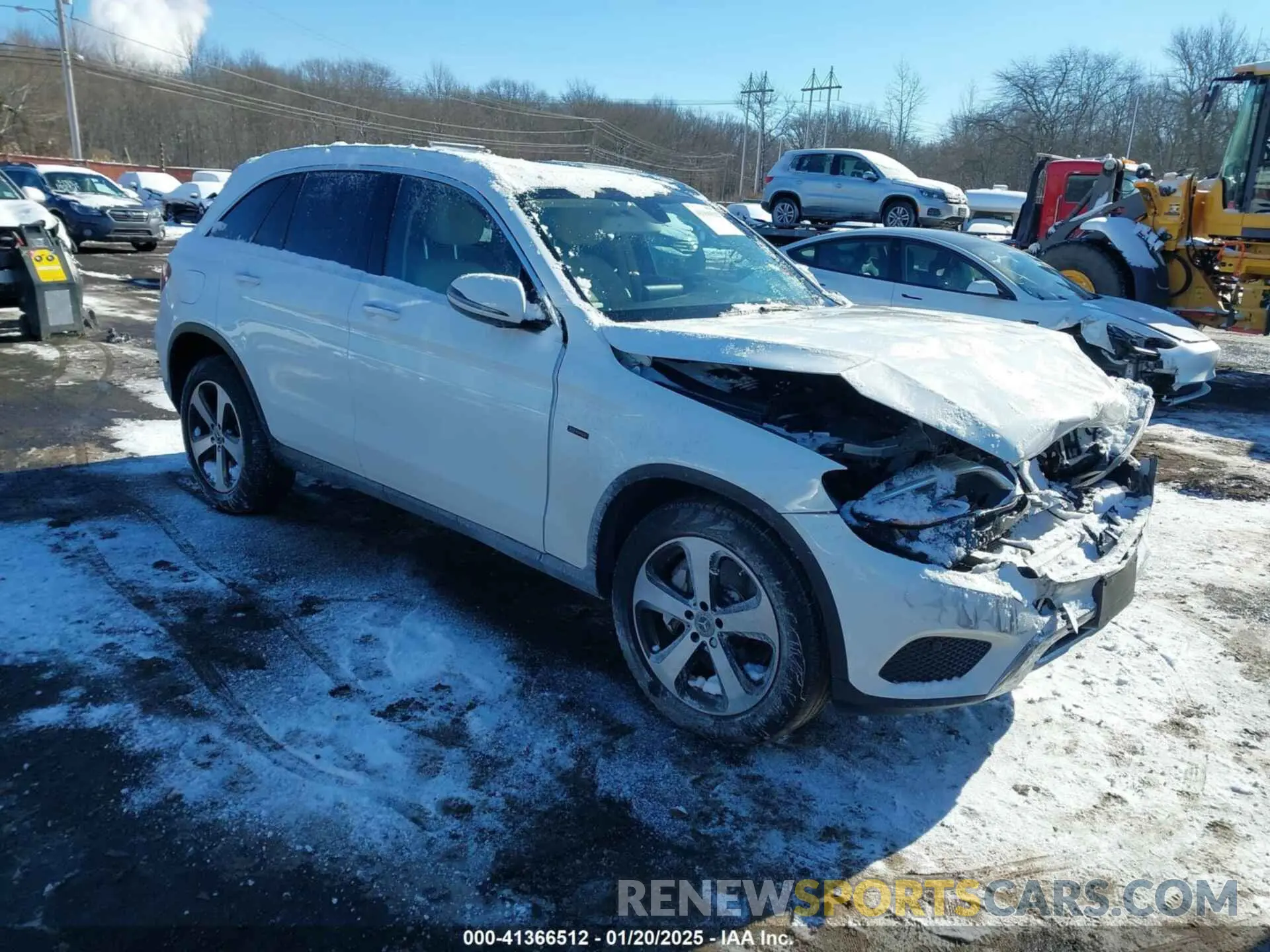 1 Фотография поврежденного автомобиля WDC0G5EBXKF613370 MERCEDES-BENZ GLC 350E 2019