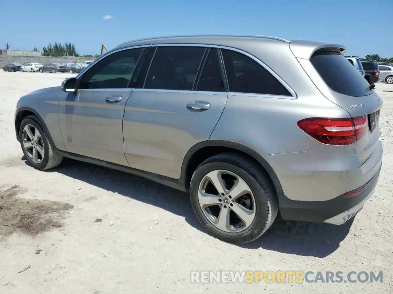 2 Фотография поврежденного автомобиля WDC0G4JB0KV167347 MERCEDES-BENZ GLC-CLASS 2019