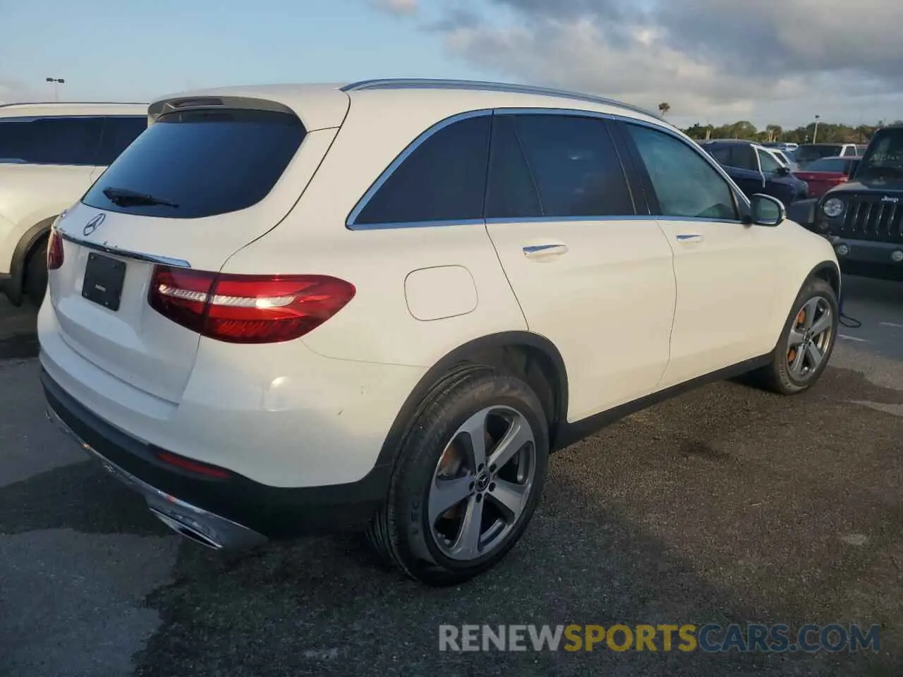 3 Photograph of a damaged car WDC0G4JB0KV167381 MERCEDES-BENZ GLC-CLASS 2019