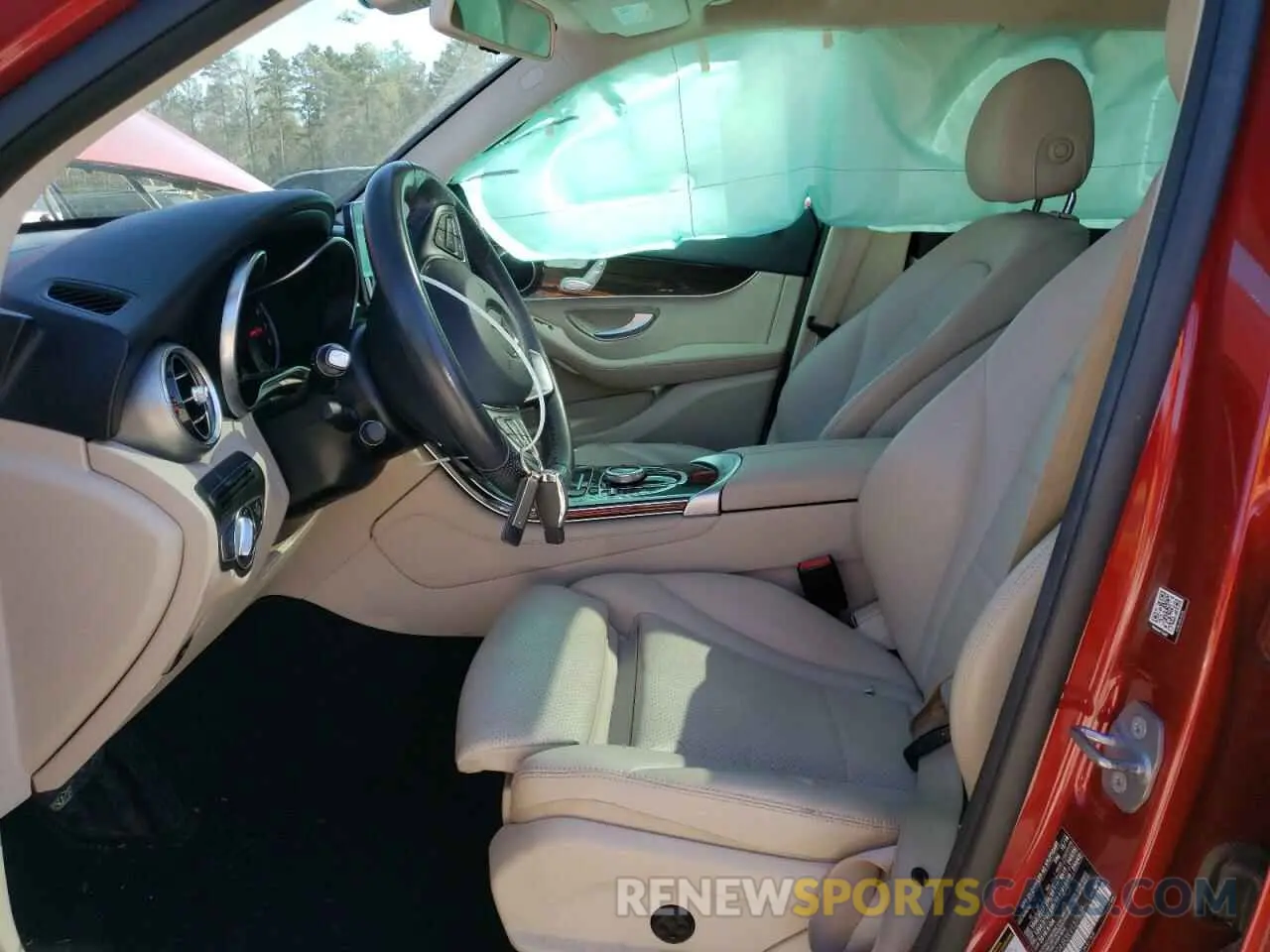 7 Photograph of a damaged car WDC0G4JB3KV157802 MERCEDES-BENZ GLC-CLASS 2019