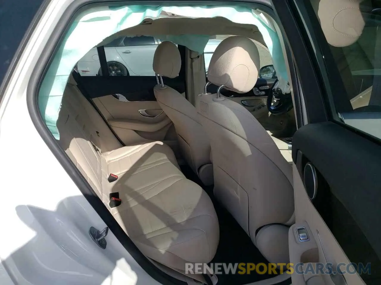 6 Photograph of a damaged car WDC0G4JB4KV139664 MERCEDES-BENZ GLC-CLASS 2019