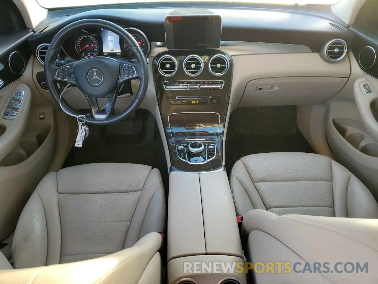 8 Photograph of a damaged car WDC0G4JB5KV167117 MERCEDES-BENZ GLC-CLASS 2019