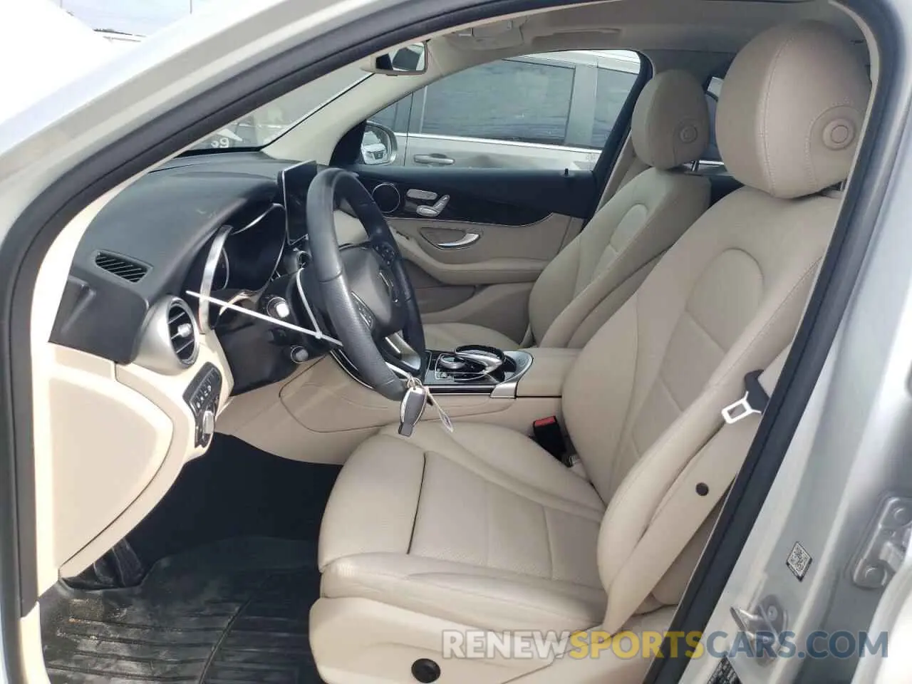 7 Photograph of a damaged car WDC0G4JB5KV196567 MERCEDES-BENZ GLC-CLASS 2019