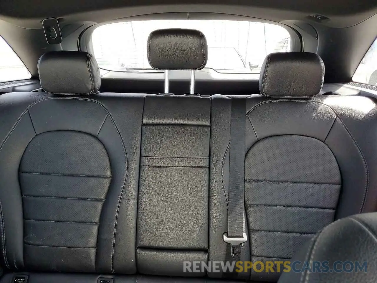 10 Фотография поврежденного автомобиля WDC0G4JB6KV136135 MERCEDES-BENZ GLC-CLASS 2019