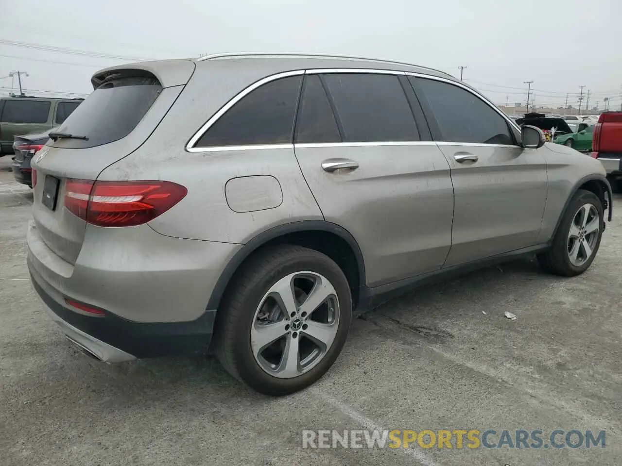 3 Фотография поврежденного автомобиля WDC0G4JB6KV150262 MERCEDES-BENZ GLC-CLASS 2019