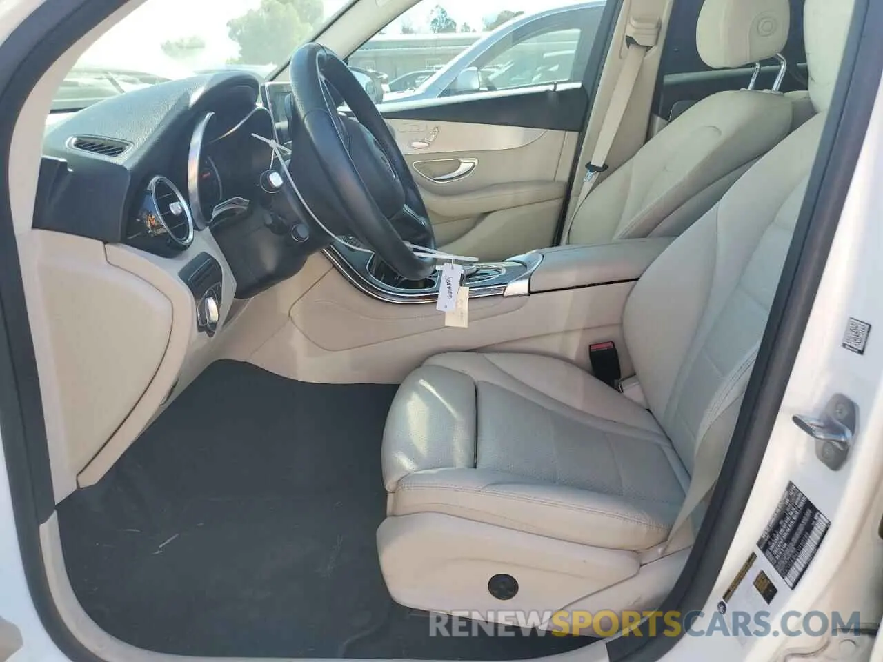 7 Photograph of a damaged car WDC0G4JB6KV160189 MERCEDES-BENZ GLC-CLASS 2019