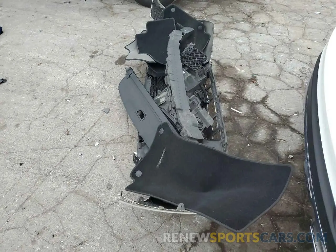 13 Photograph of a damaged car WDC0G4JB7KV153347 MERCEDES-BENZ GLC-CLASS 2019