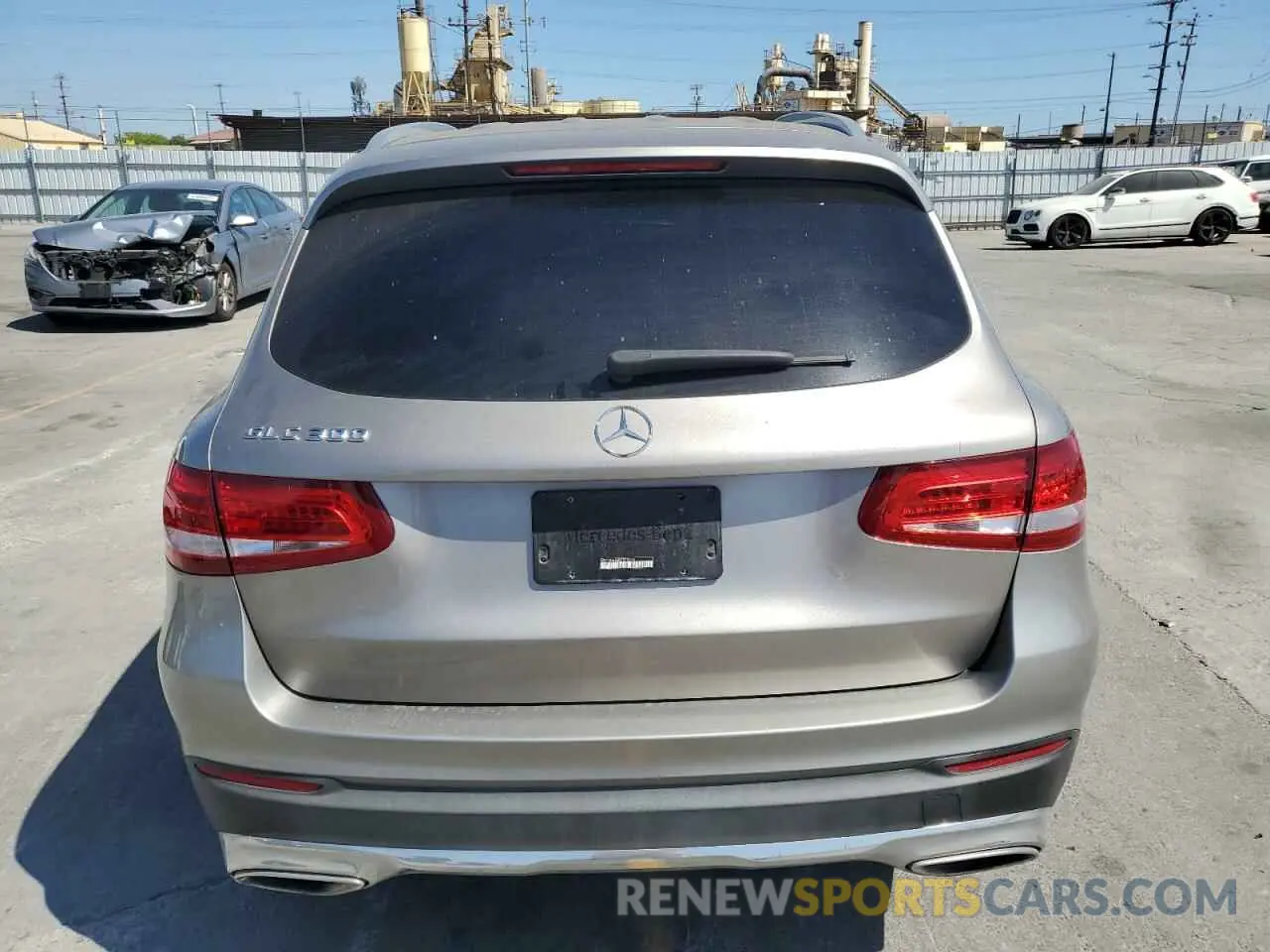 6 Фотография поврежденного автомобиля WDC0G4JB9KF570270 MERCEDES-BENZ GLC-CLASS 2019
