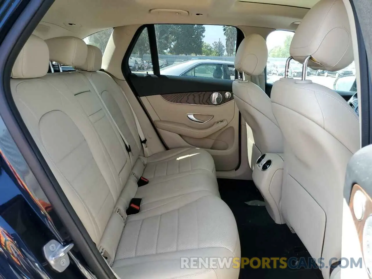 11 Фотография поврежденного автомобиля WDC0G4JB9KF605681 MERCEDES-BENZ GLC-CLASS 2019