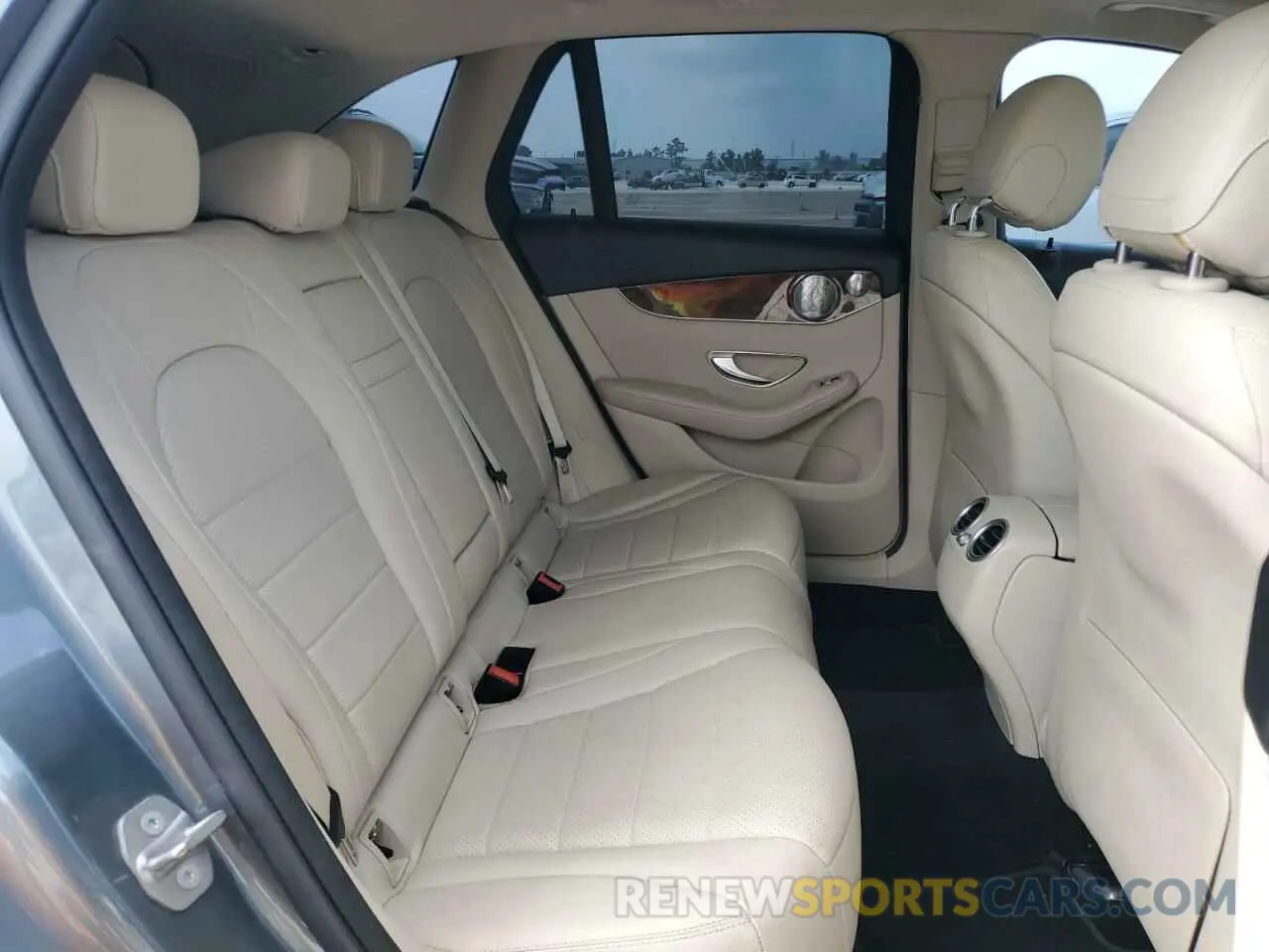 11 Фотография поврежденного автомобиля WDC0G4JB9KV132029 MERCEDES-BENZ GLC-CLASS 2019