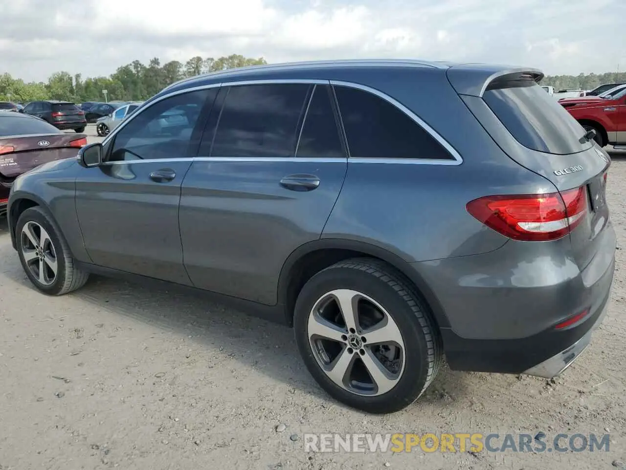 2 Фотография поврежденного автомобиля WDC0G4JB9KV132029 MERCEDES-BENZ GLC-CLASS 2019