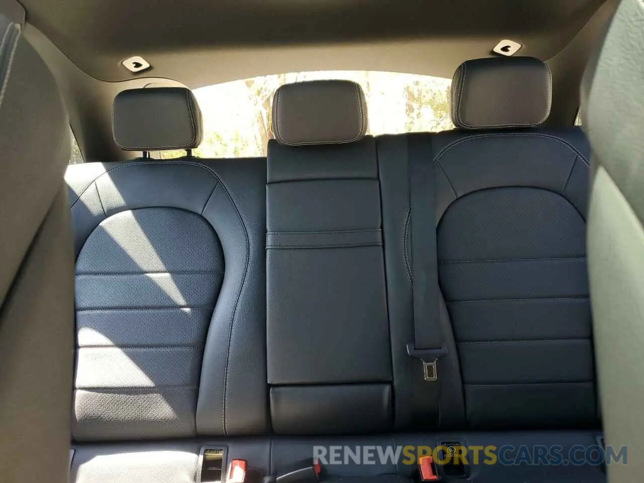 10 Photograph of a damaged car WDC0G4KB0KF634825 MERCEDES-BENZ GLC-CLASS 2019