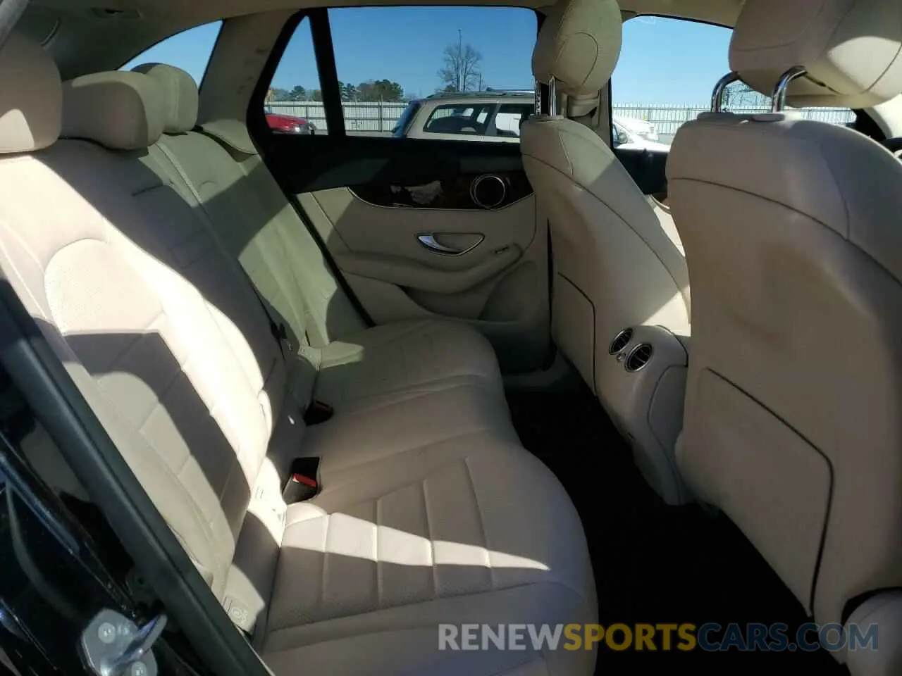 12 Фотография поврежденного автомобиля WDC0G4KB1KF588227 MERCEDES-BENZ GLC-CLASS 2019
