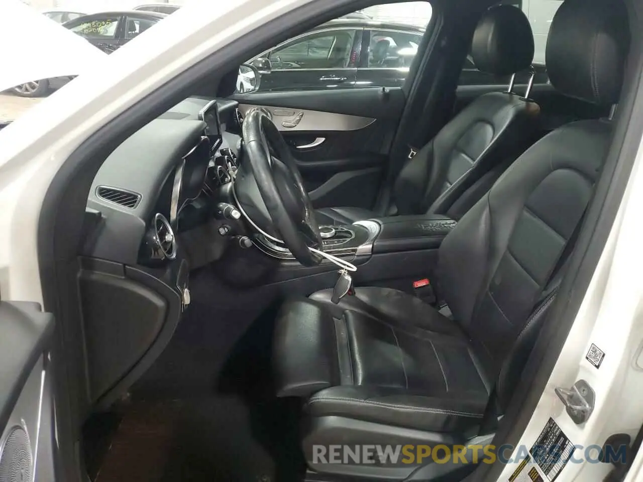 7 Фотография поврежденного автомобиля WDC0G4KB1KV121184 MERCEDES-BENZ GLC-CLASS 2019
