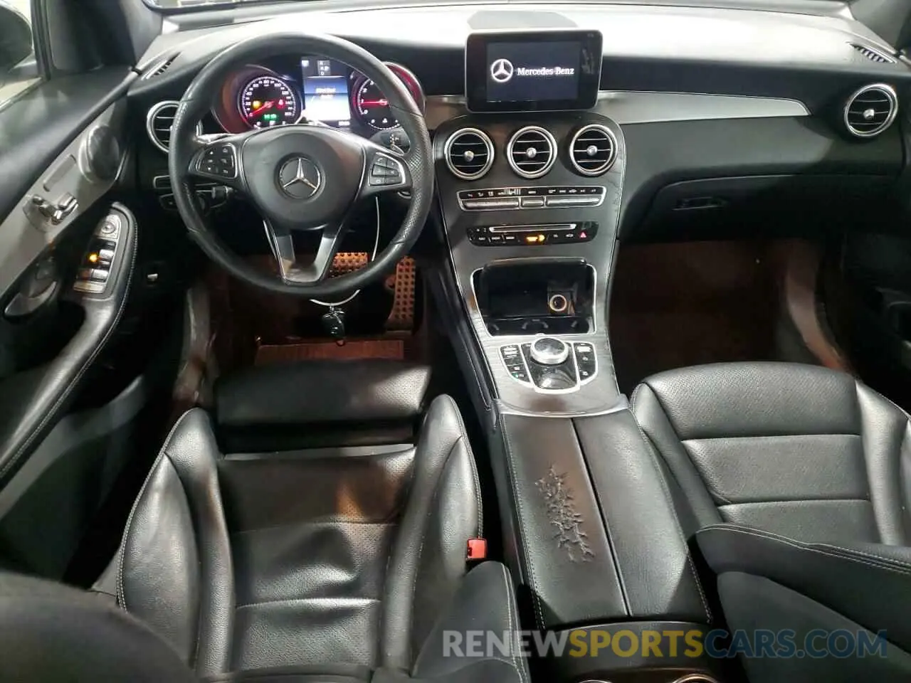 8 Фотография поврежденного автомобиля WDC0G4KB1KV121184 MERCEDES-BENZ GLC-CLASS 2019