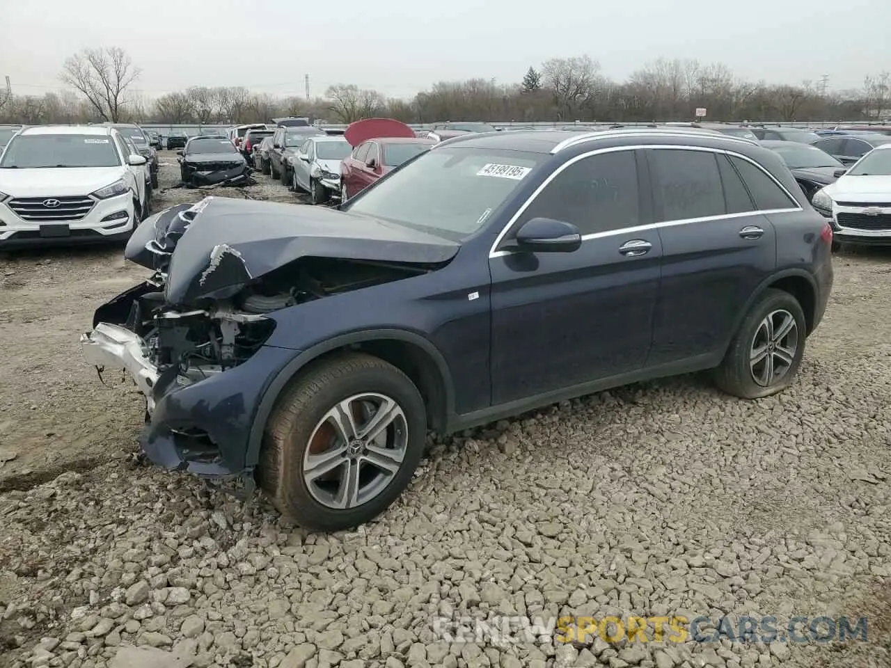 1 Фотография поврежденного автомобиля WDC0G4KB1KV143248 MERCEDES-BENZ GLC-CLASS 2019