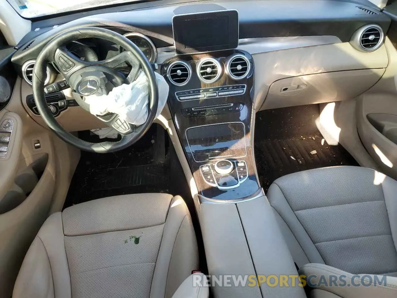 8 Фотография поврежденного автомобиля WDC0G4KB1KV143248 MERCEDES-BENZ GLC-CLASS 2019