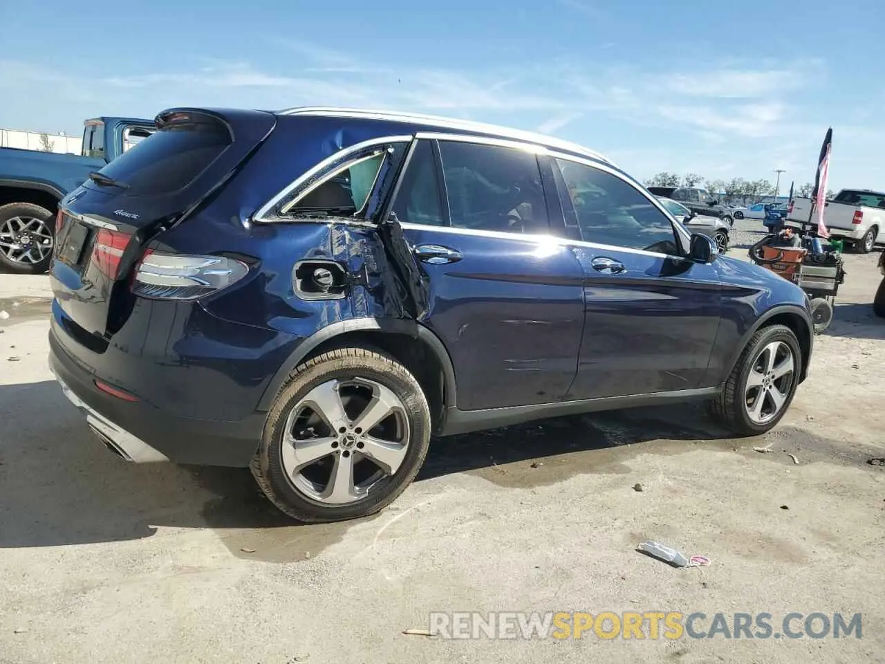 3 Photograph of a damaged car WDC0G4KB1KV154105 MERCEDES-BENZ GLC-CLASS 2019