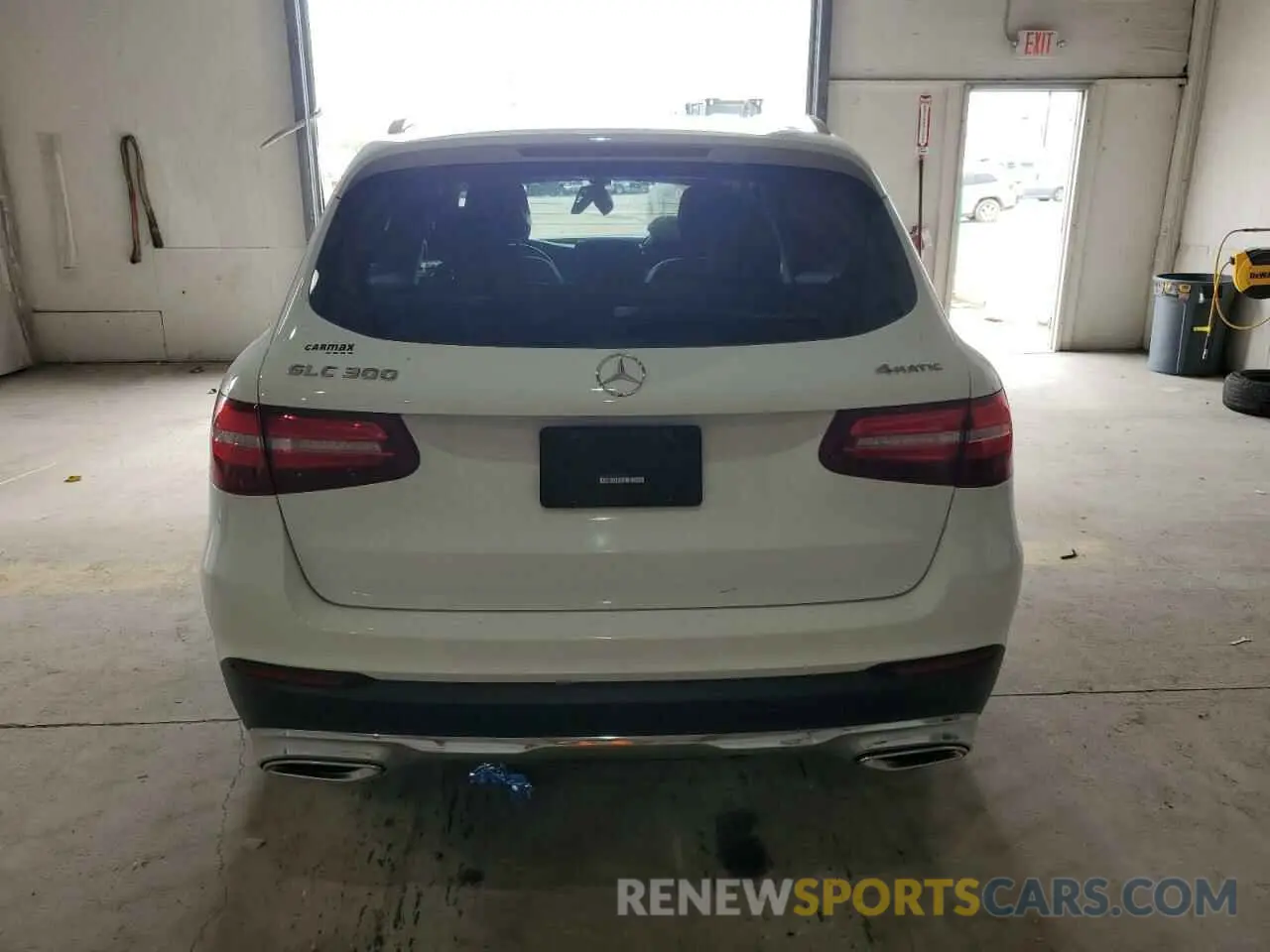6 Photograph of a damaged car WDC0G4KB1KV195088 MERCEDES-BENZ GLC-CLASS 2019