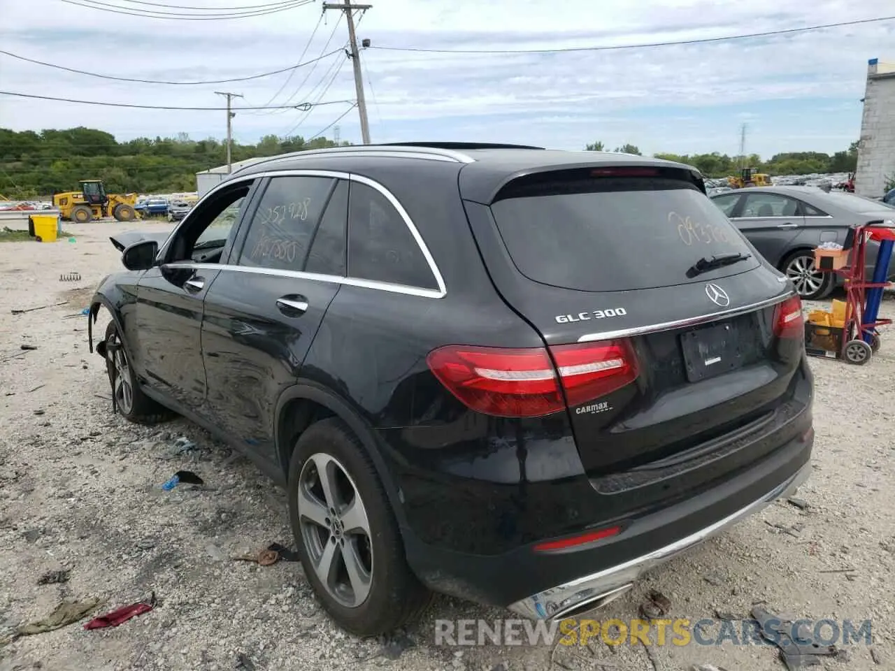 3 Photograph of a damaged car WDC0G4KB2KF502021 MERCEDES-BENZ GLC-CLASS 2019