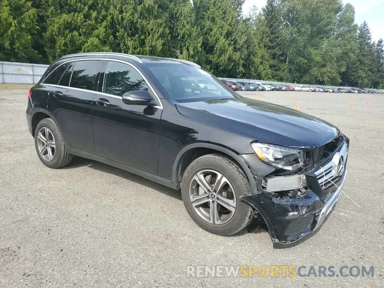 4 Photograph of a damaged car WDC0G4KB2KF672122 MERCEDES-BENZ GLC-CLASS 2019