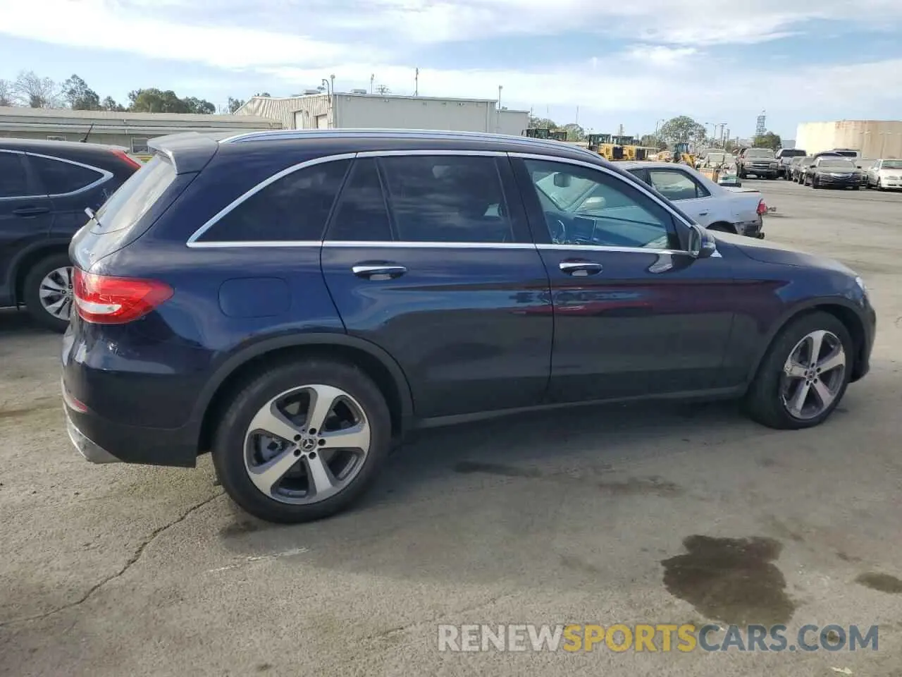 3 Фотография поврежденного автомобиля WDC0G4KB2KV123235 MERCEDES-BENZ GLC-CLASS 2019