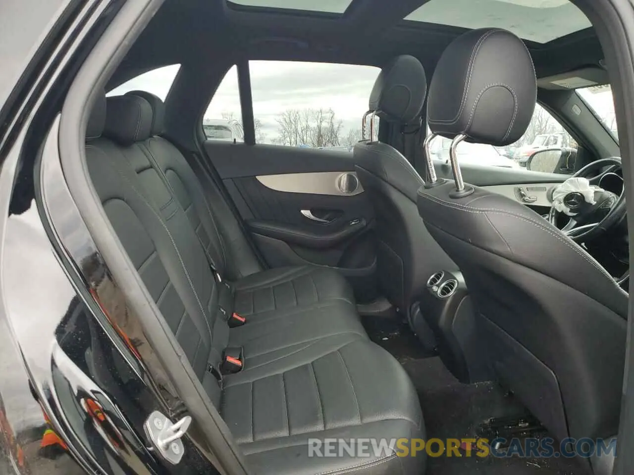 11 Photograph of a damaged car WDC0G4KB2KV197397 MERCEDES-BENZ GLC-CLASS 2019