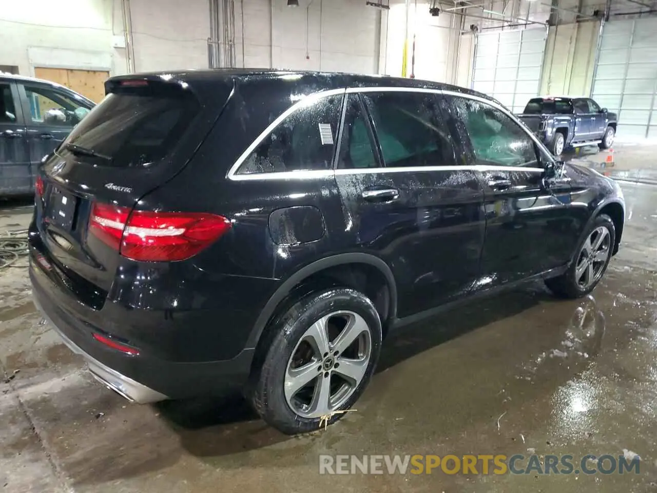 3 Фотография поврежденного автомобиля WDC0G4KB4KV156768 MERCEDES-BENZ GLC-CLASS 2019