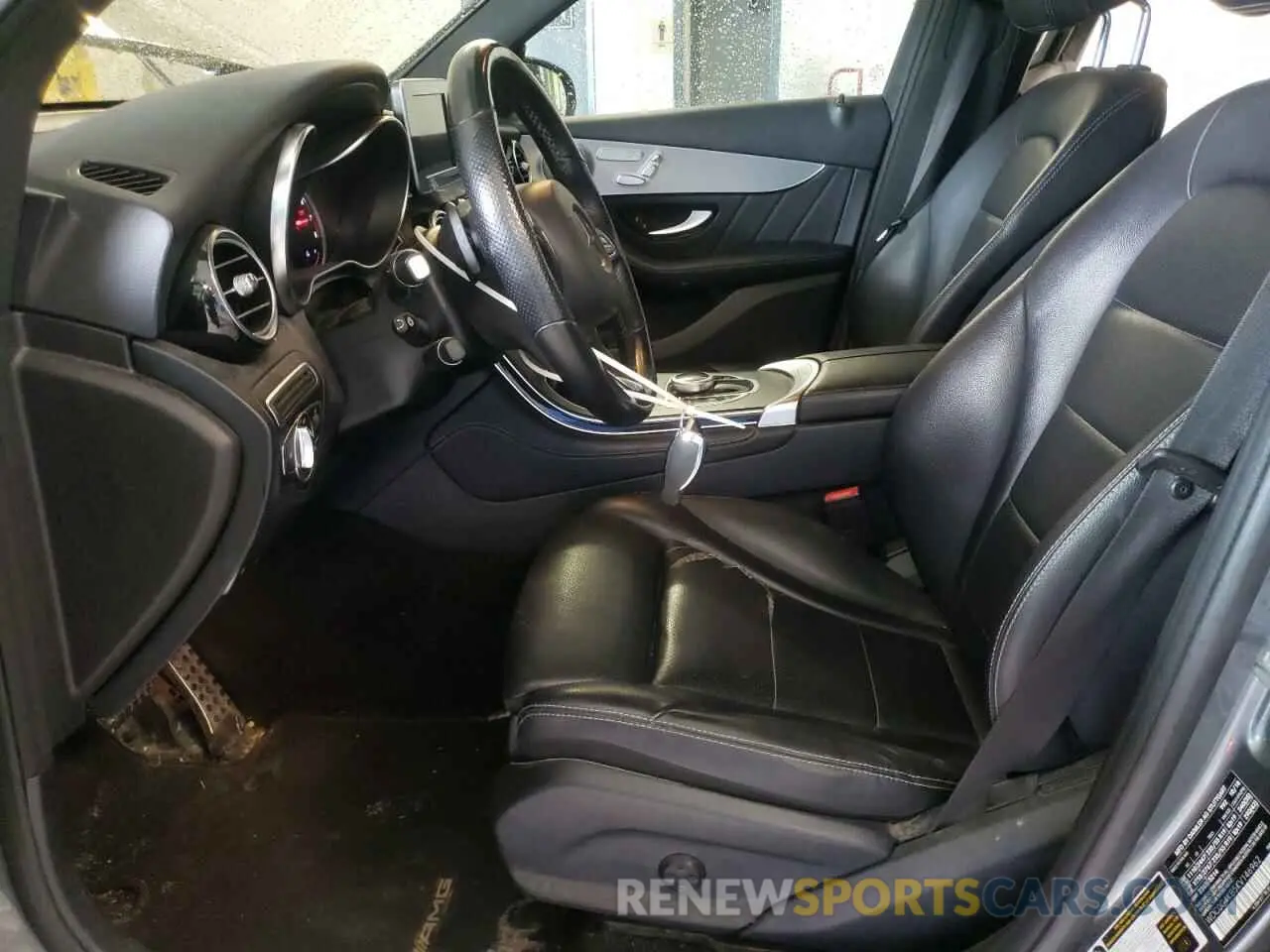 7 Фотография поврежденного автомобиля WDC0G4KB5KV146962 MERCEDES-BENZ GLC-CLASS 2019