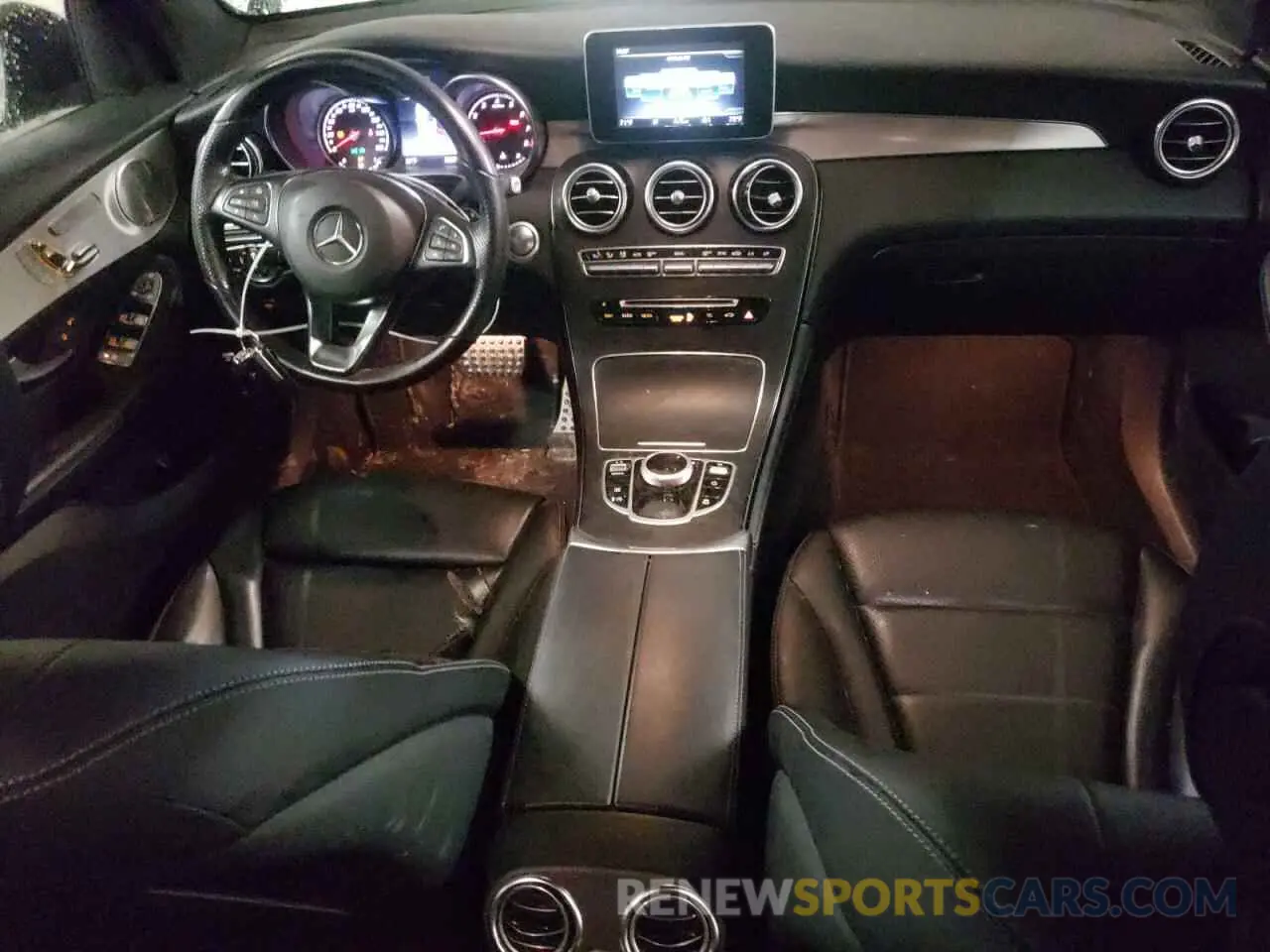 8 Фотография поврежденного автомобиля WDC0G4KB5KV146962 MERCEDES-BENZ GLC-CLASS 2019