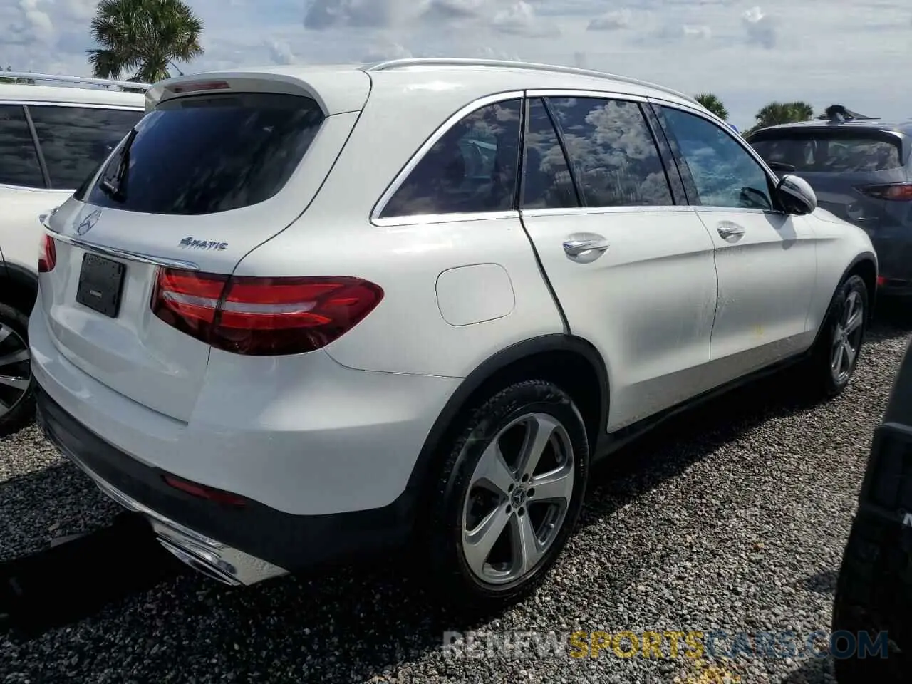 3 Photograph of a damaged car WDC0G4KB6KV166251 MERCEDES-BENZ GLC-CLASS 2019