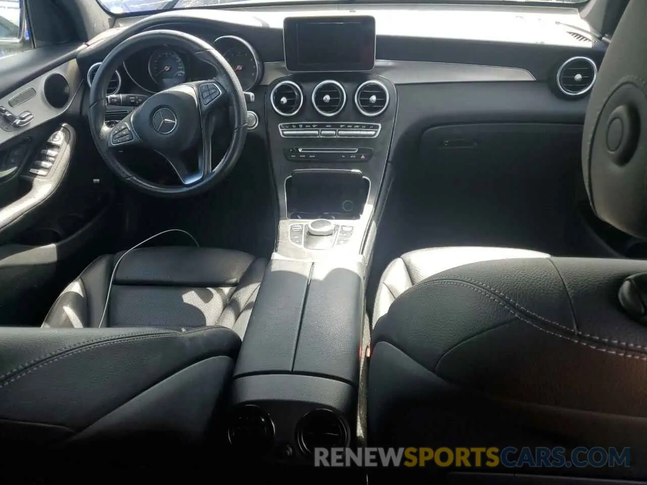 8 Photograph of a damaged car WDC0G4KB6KV166251 MERCEDES-BENZ GLC-CLASS 2019