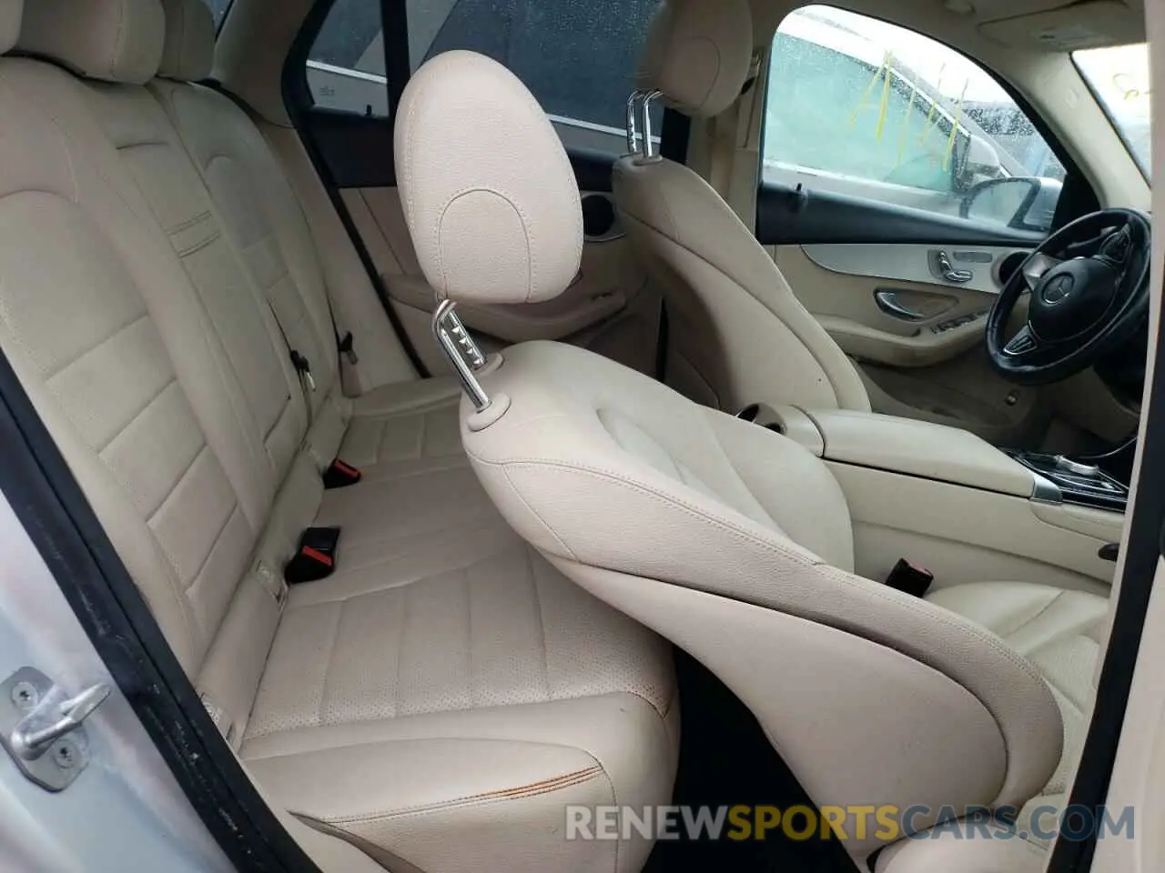 6 Фотография поврежденного автомобиля WDC0G4KB6KV186368 MERCEDES-BENZ GLC-CLASS 2019