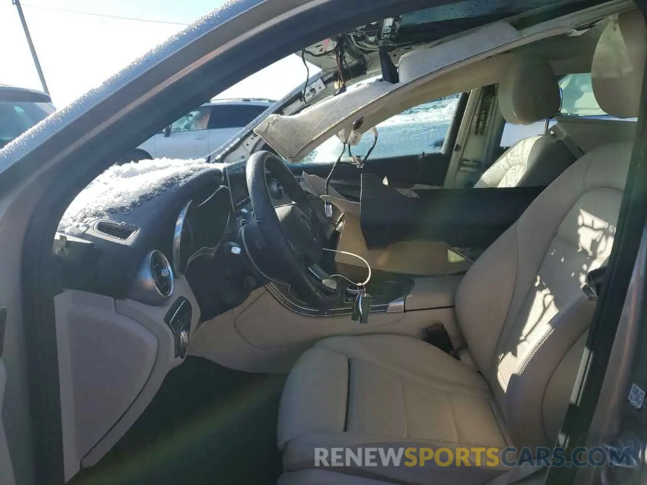 5 Photograph of a damaged car WDC0G4KB8KF617299 MERCEDES-BENZ GLC-CLASS 2019