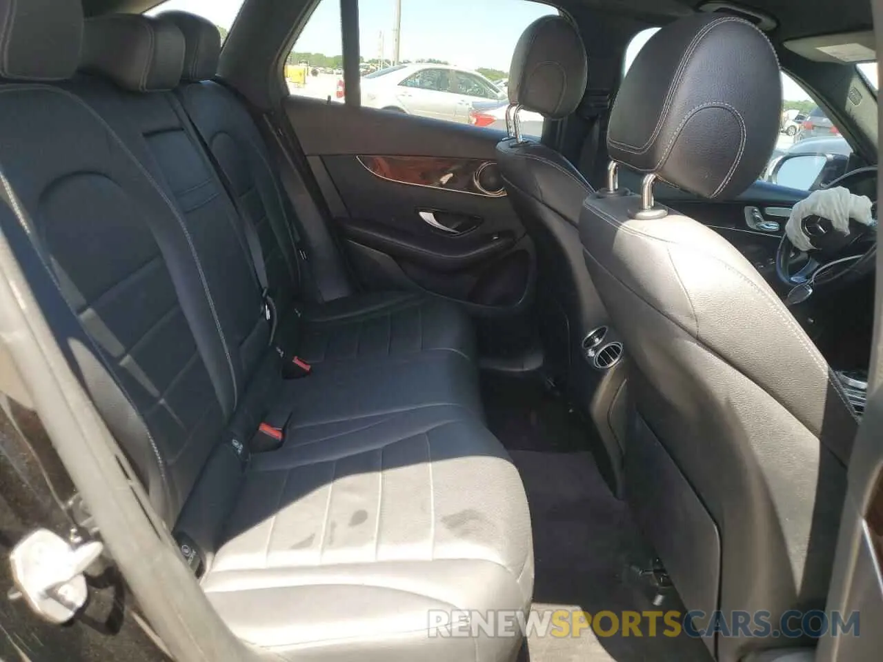 11 Фотография поврежденного автомобиля WDC0G4KB8KV157650 MERCEDES-BENZ GLC-CLASS 2019