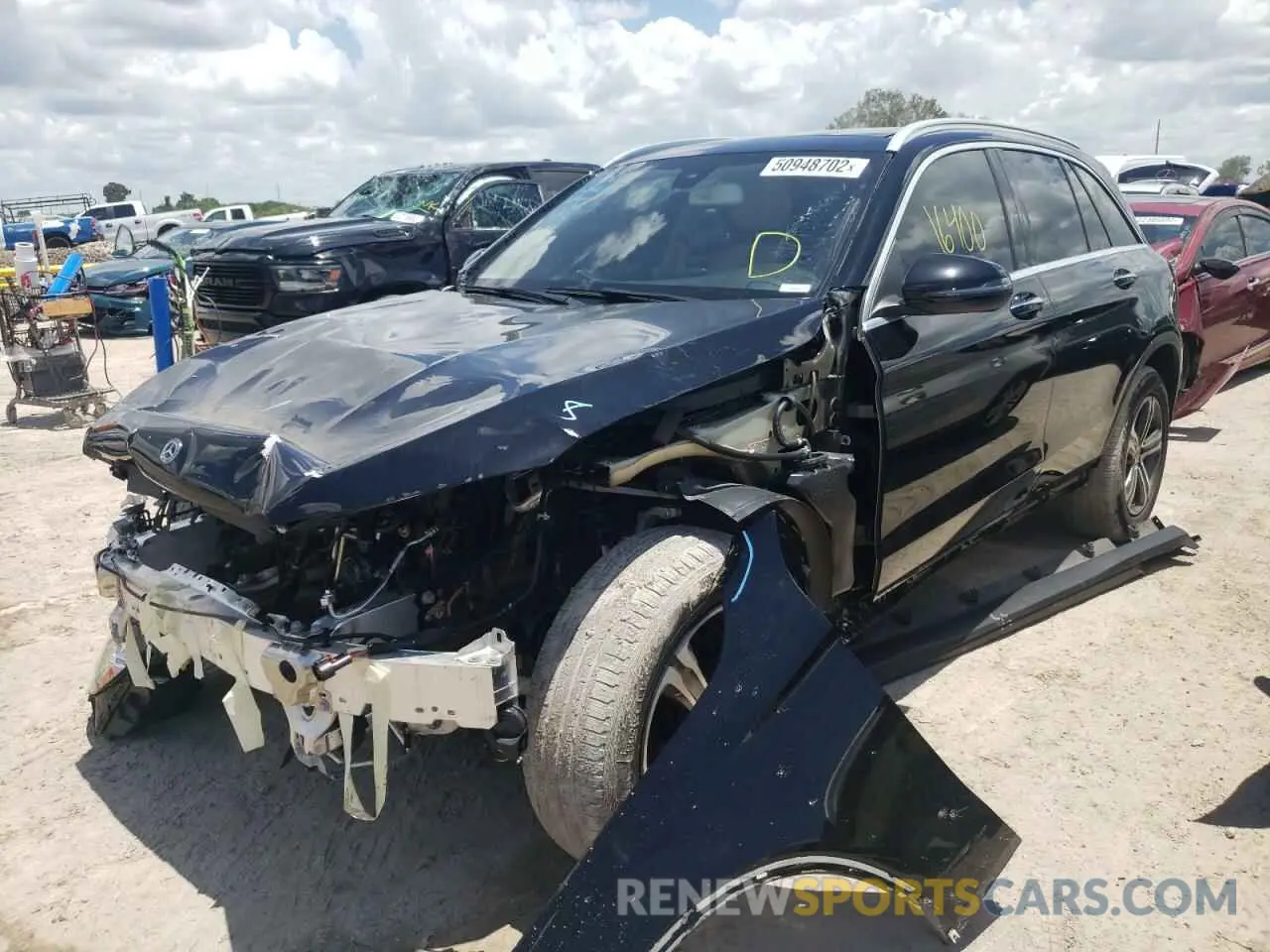 2 Photograph of a damaged car WDC0G4KB8KV195993 MERCEDES-BENZ GLC-CLASS 2019