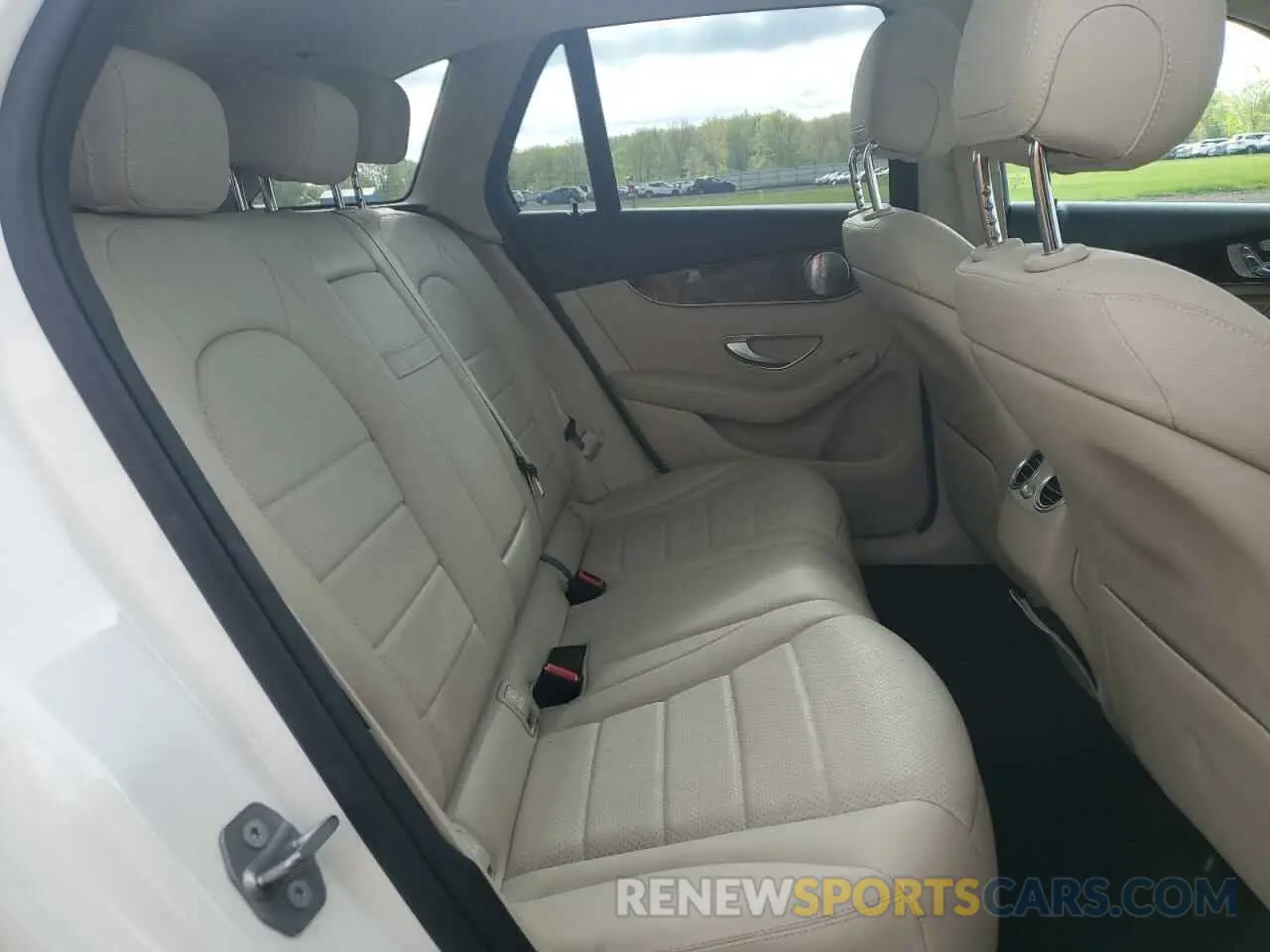 11 Фотография поврежденного автомобиля WDC0G4KB9KV161416 MERCEDES-BENZ GLC-CLASS 2019