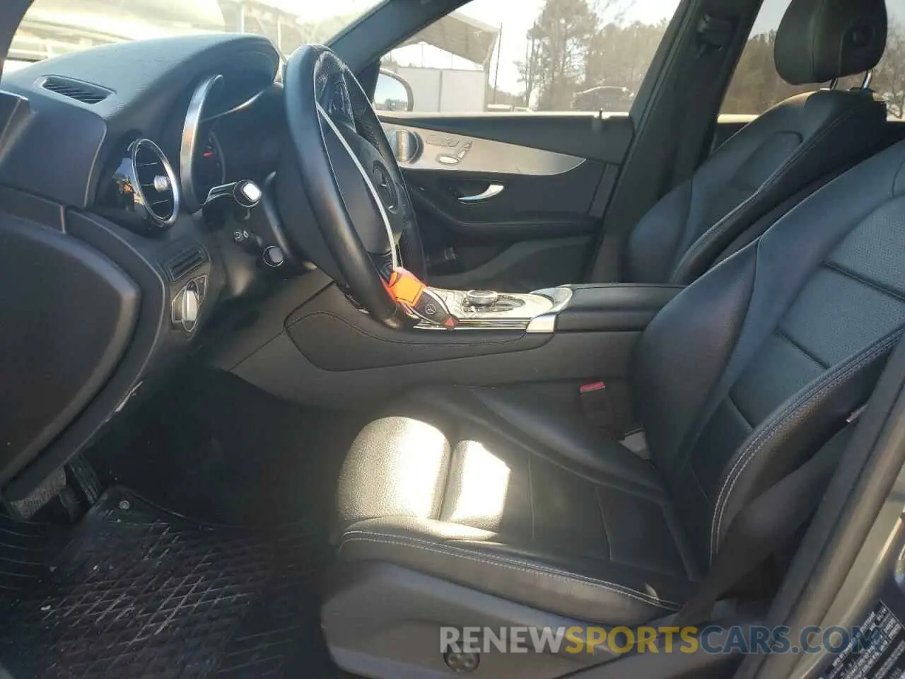 7 Photograph of a damaged car WDC0G4KB9KV165255 MERCEDES-BENZ GLC-CLASS 2019