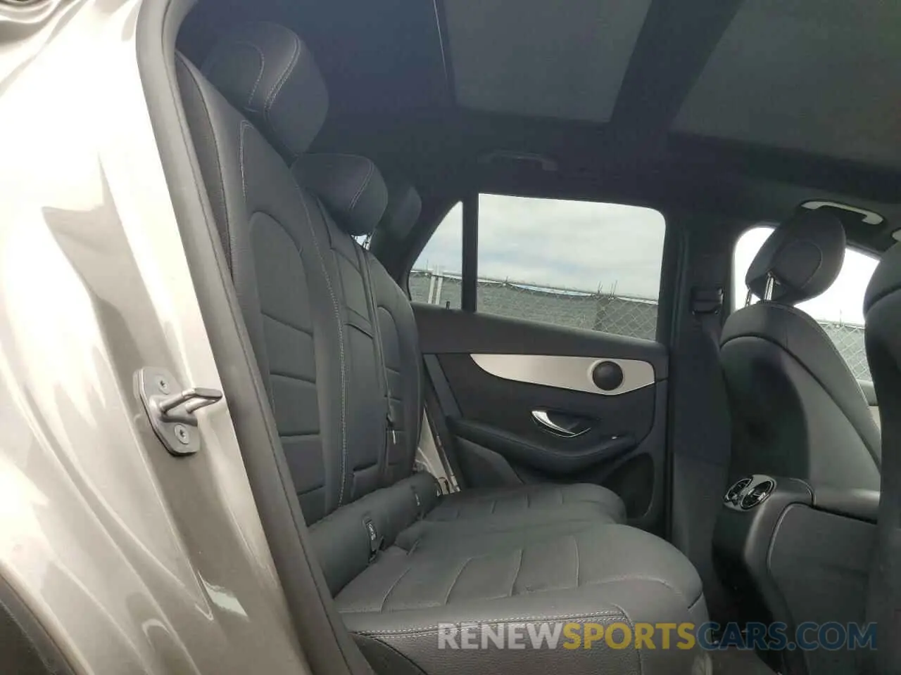 11 Фотография поврежденного автомобиля WDC0G4KBXKF624867 MERCEDES-BENZ GLC-CLASS 2019