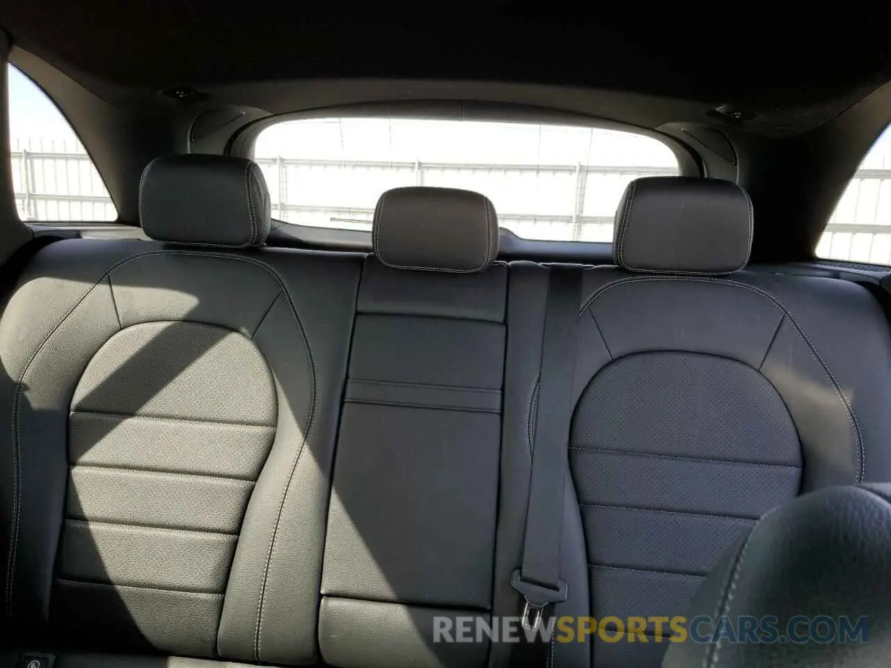 10 Photograph of a damaged car WDC0G4KBXKV144205 MERCEDES-BENZ GLC-CLASS 2019