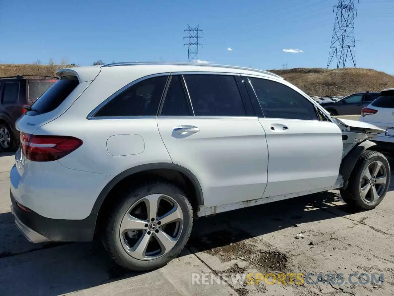 3 Фотография поврежденного автомобиля WDC0G4KBXKV197003 MERCEDES-BENZ GLC-CLASS 2019